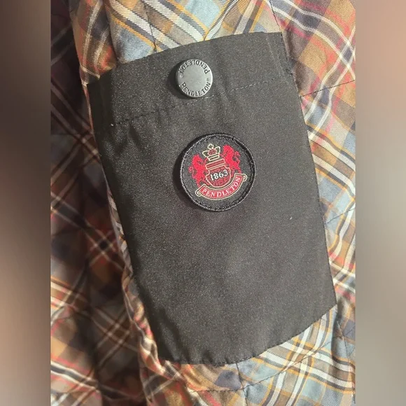 Pendleton Steamboat Down Parka - Picture 8 of 9